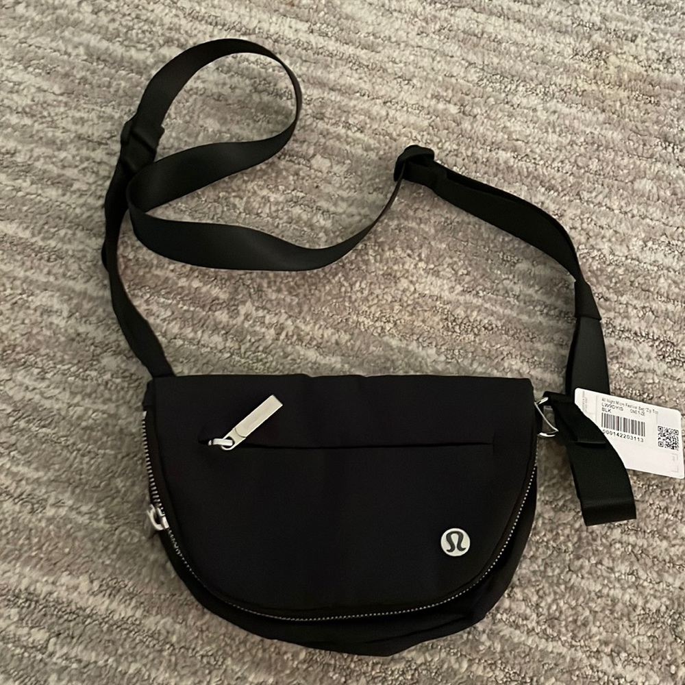 Lululemon “all night micro festival bag” zip top